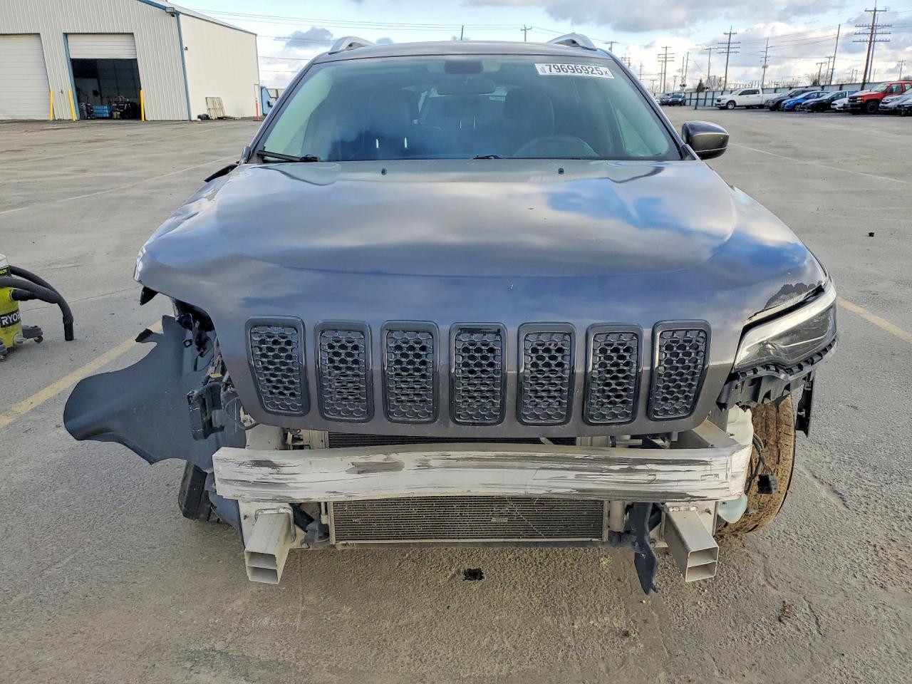 2019 JEEP CHEROKEE photo 5