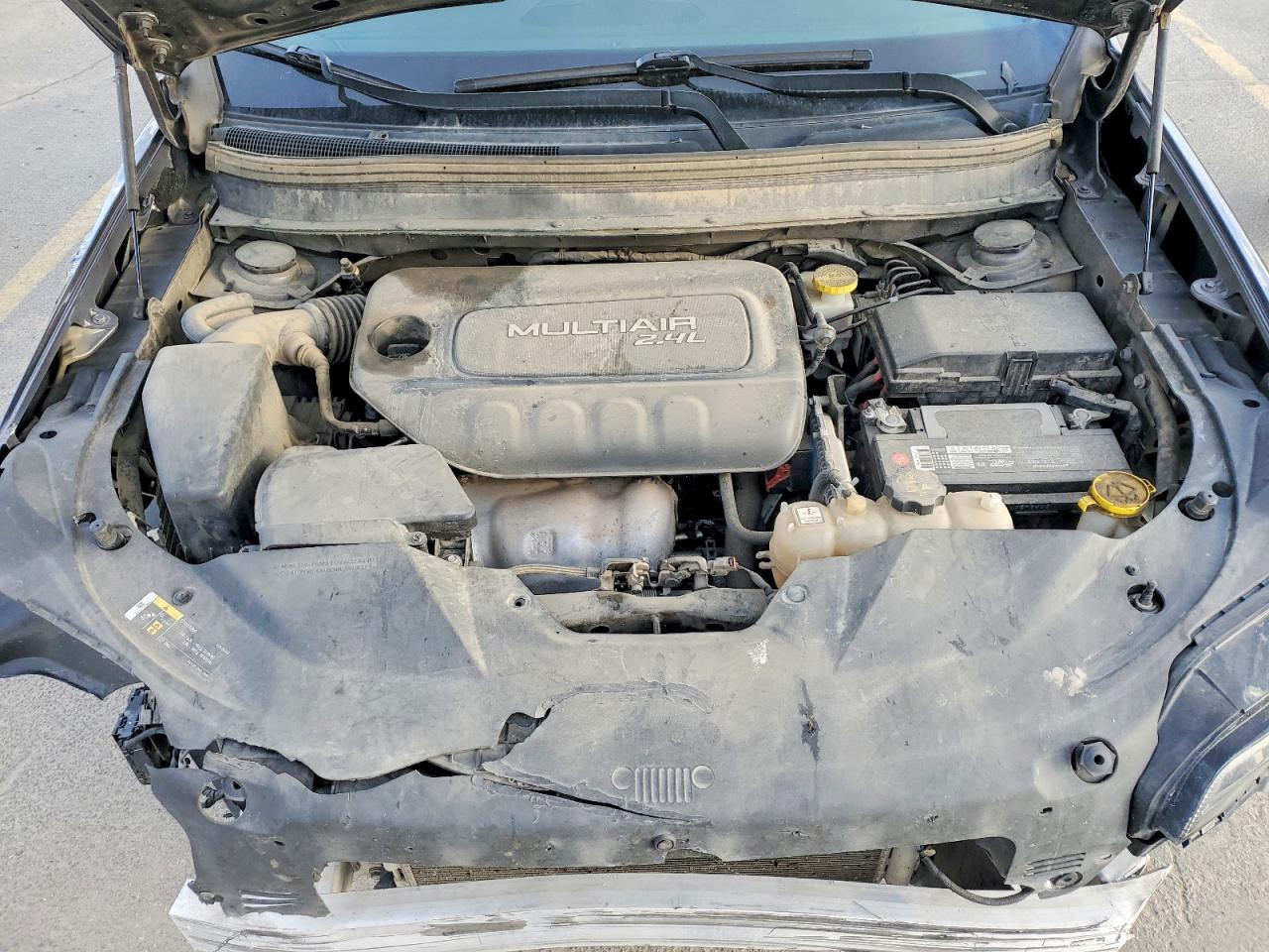 2019 JEEP CHEROKEE photo 12