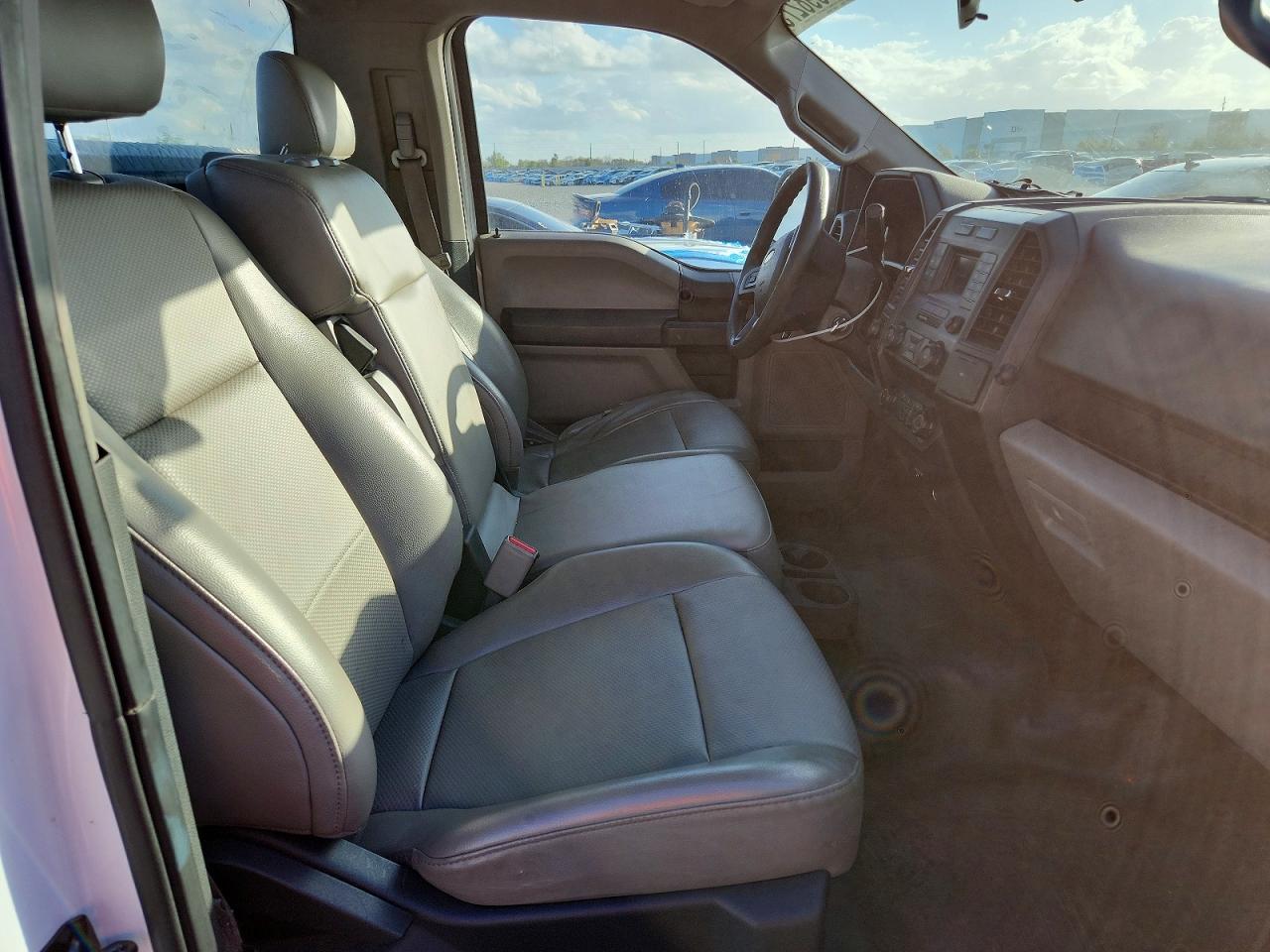 2016 FORD F150 photo 19