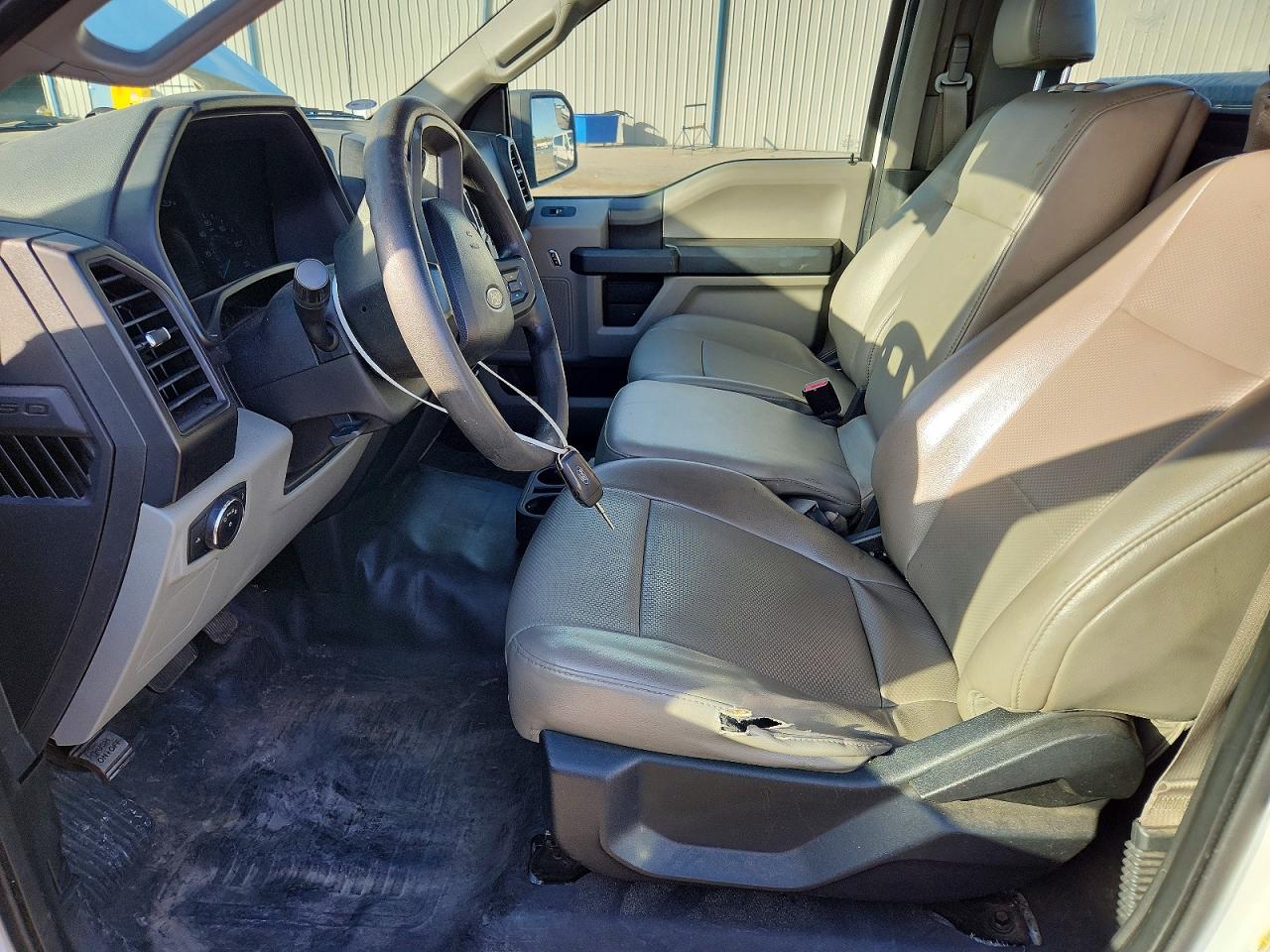 2016 FORD F150 photo 13