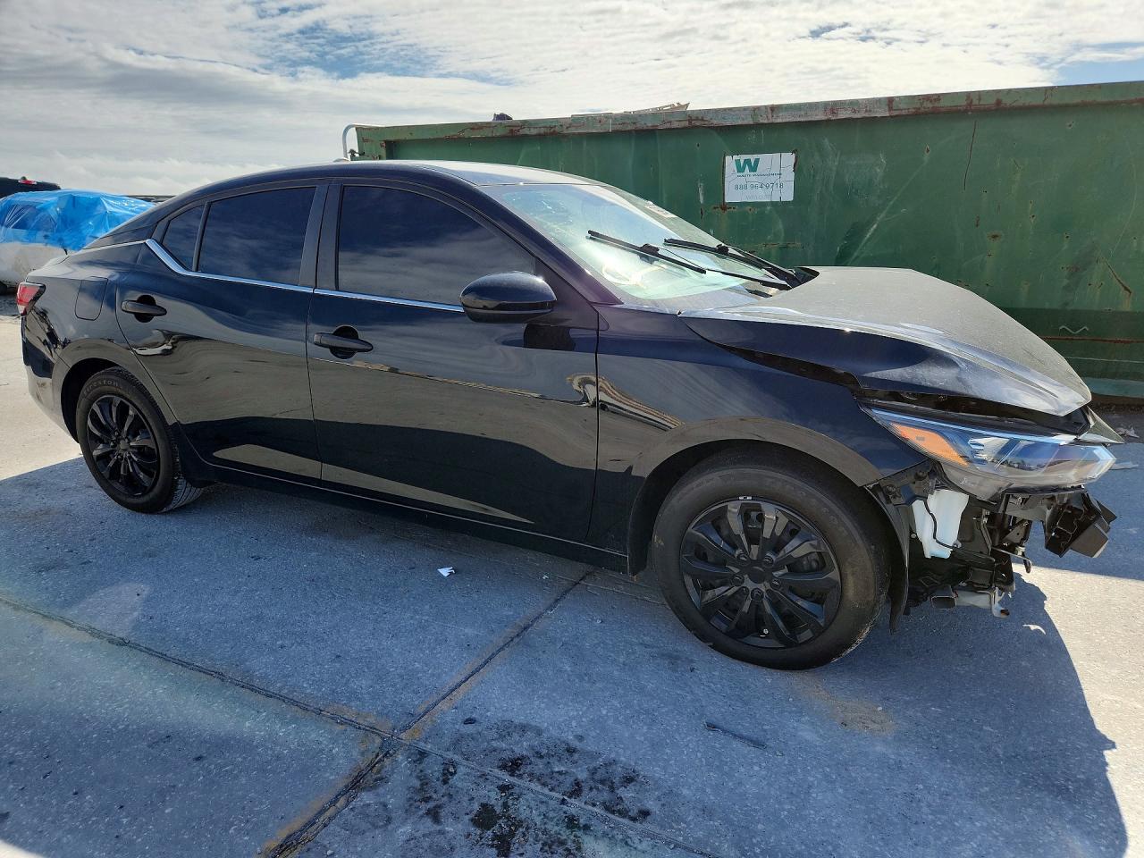 2024 NISSAN SENTRA photo 10