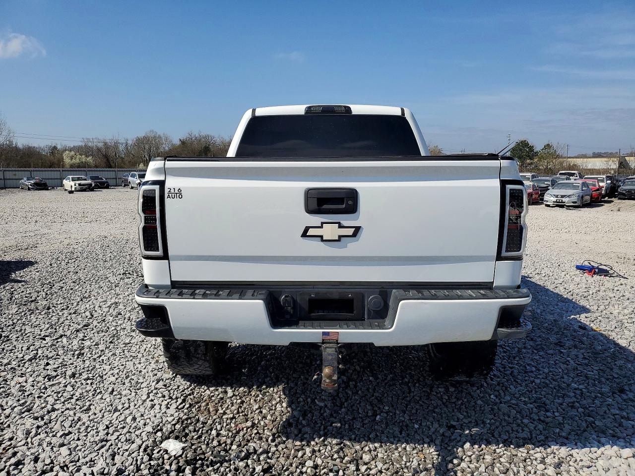2018 CHEVROLET SILVERADO K1500 LT photo 6