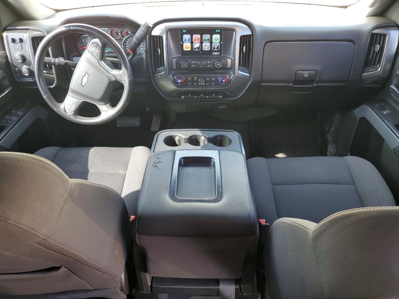 2018 CHEVROLET SILVERADO K1500 LT photo 8