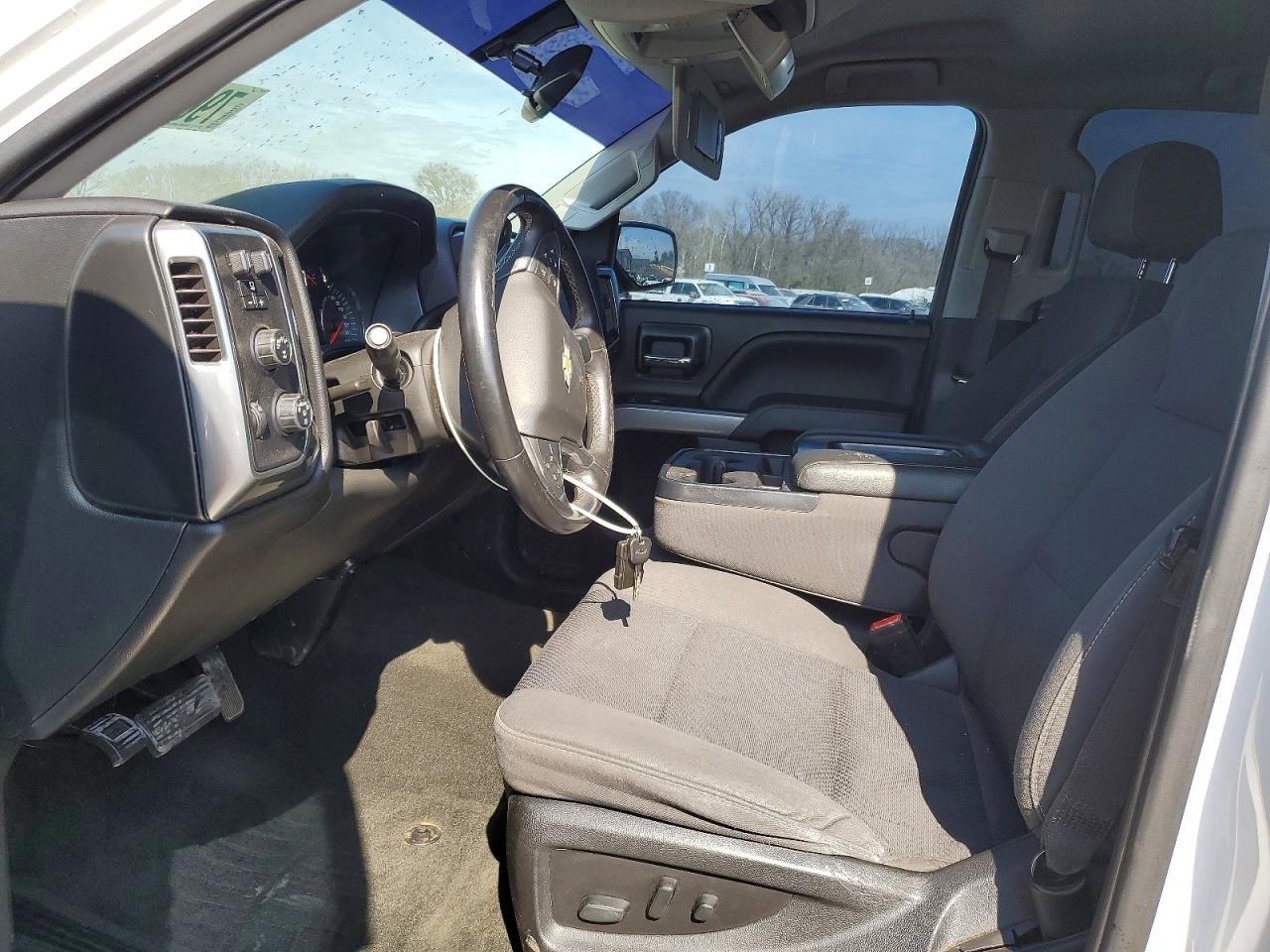 2018 CHEVROLET SILVERADO K1500 LT photo 7