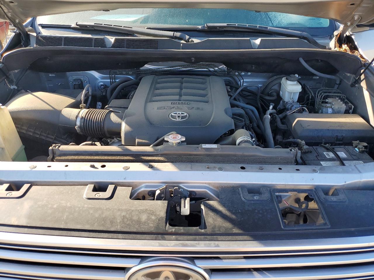 2018 TOYOTA TUNDRA LIMITED photo 11