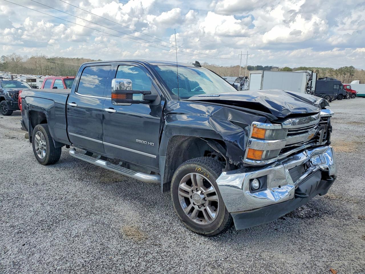 2015 CHEVROLET SILVERADO K2500 HEAVY DUTY LTZ photo 7
