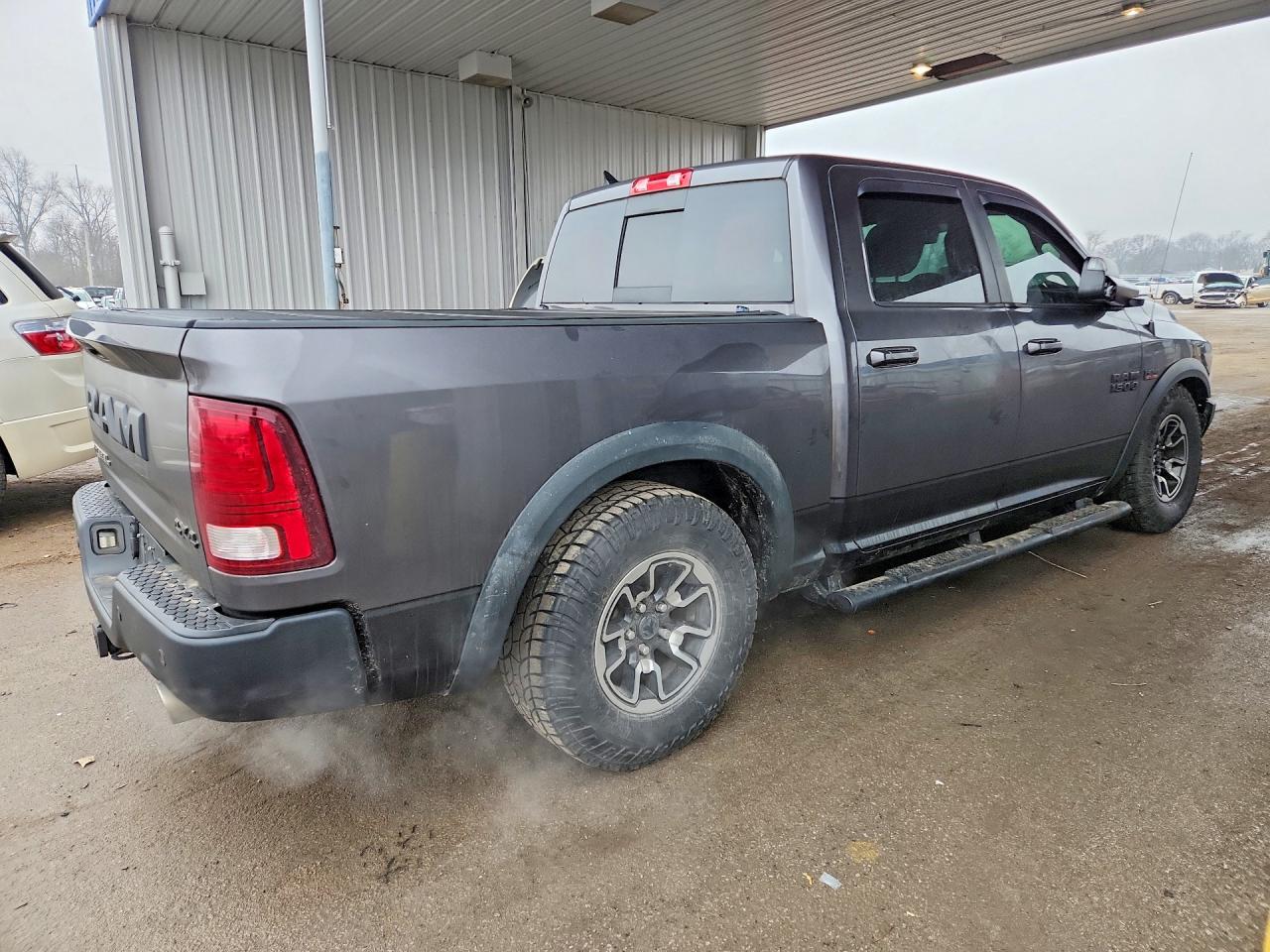 2016 RAM 1500 REBEL photo 5