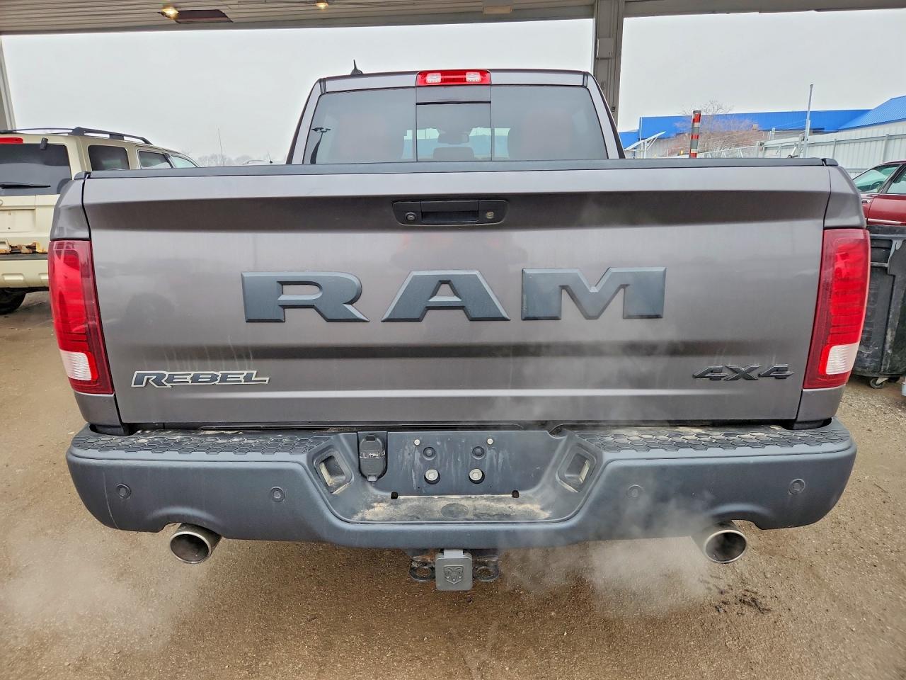2016 RAM 1500 REBEL photo 11