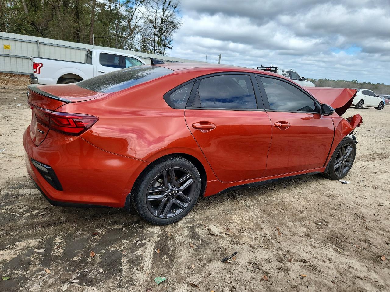 2021 KIA FORTE GT-LINE photo 3