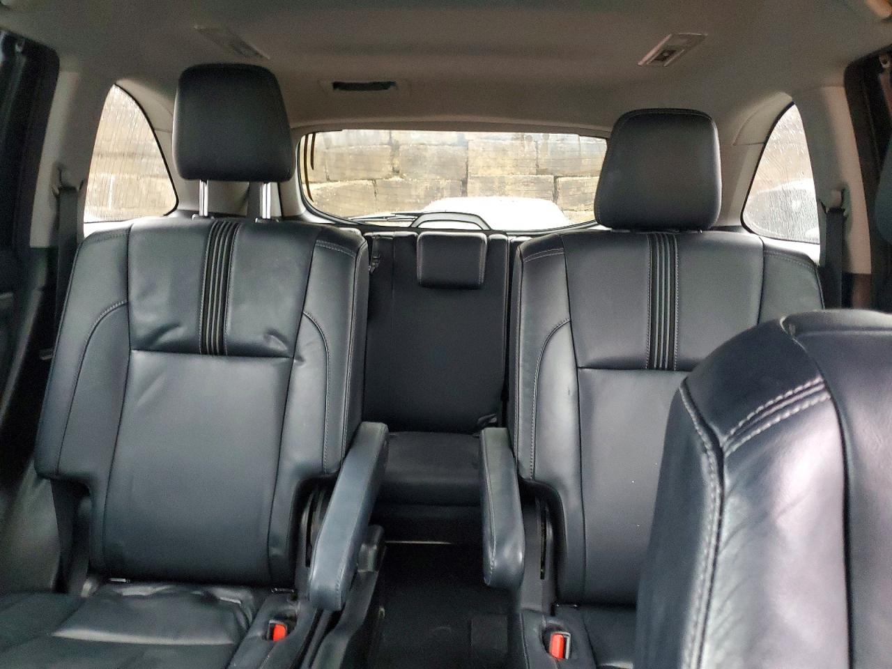 2017 TOYOTA HIGHLANDER SE photo 28
