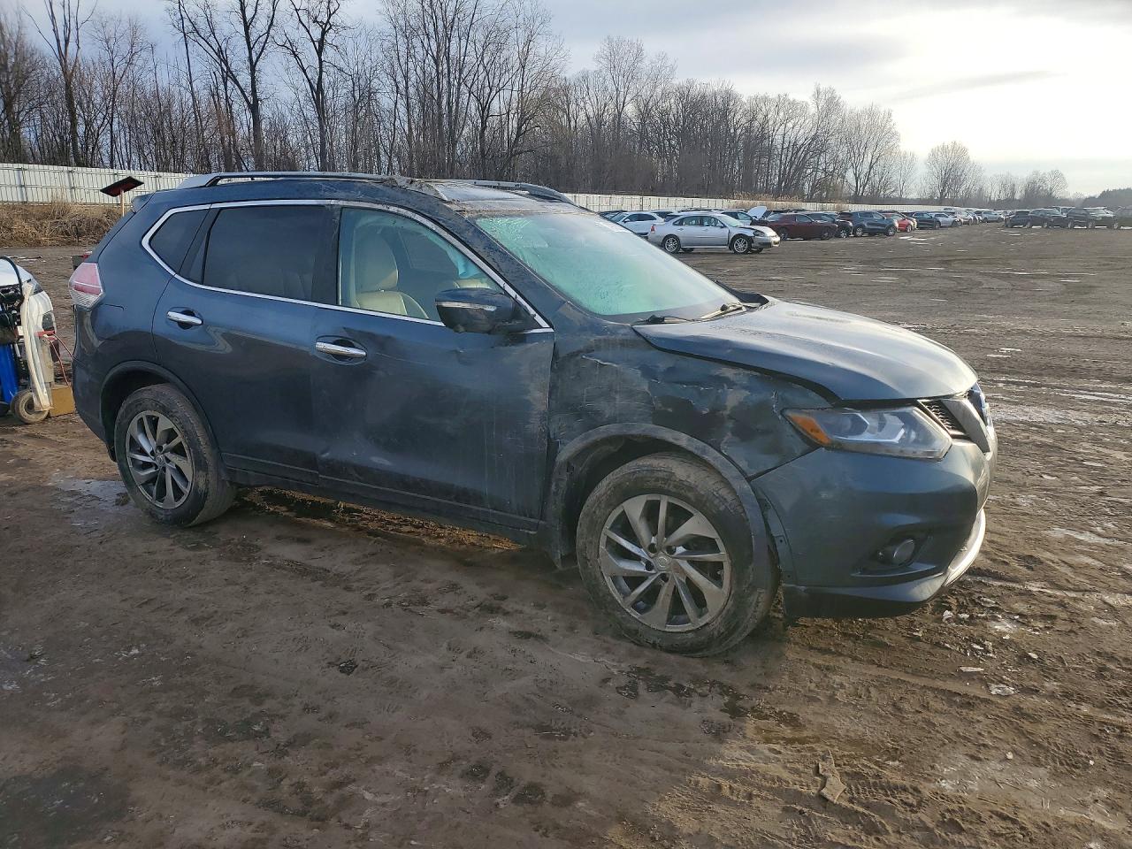 2014 NISSAN ROGUE photo 4