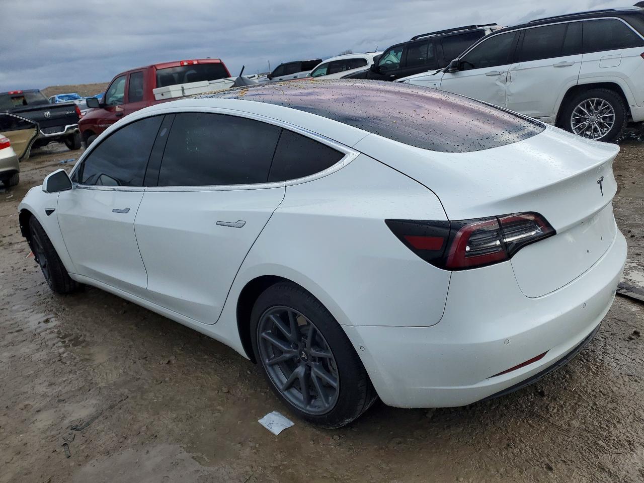 2018 TESLA MODEL 3 photo 2