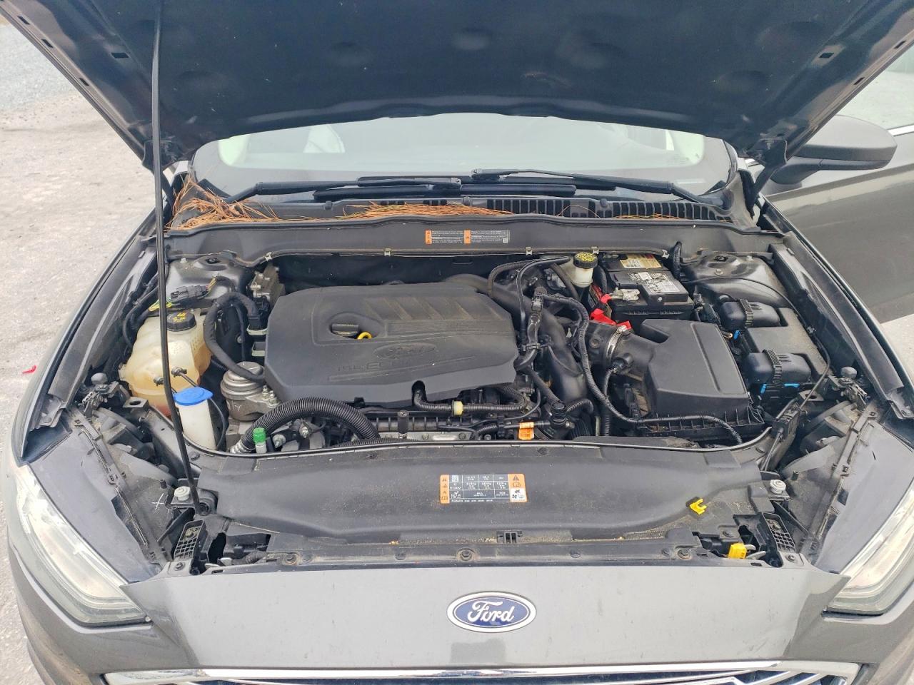 2017 FORD FUSION SE photo 31