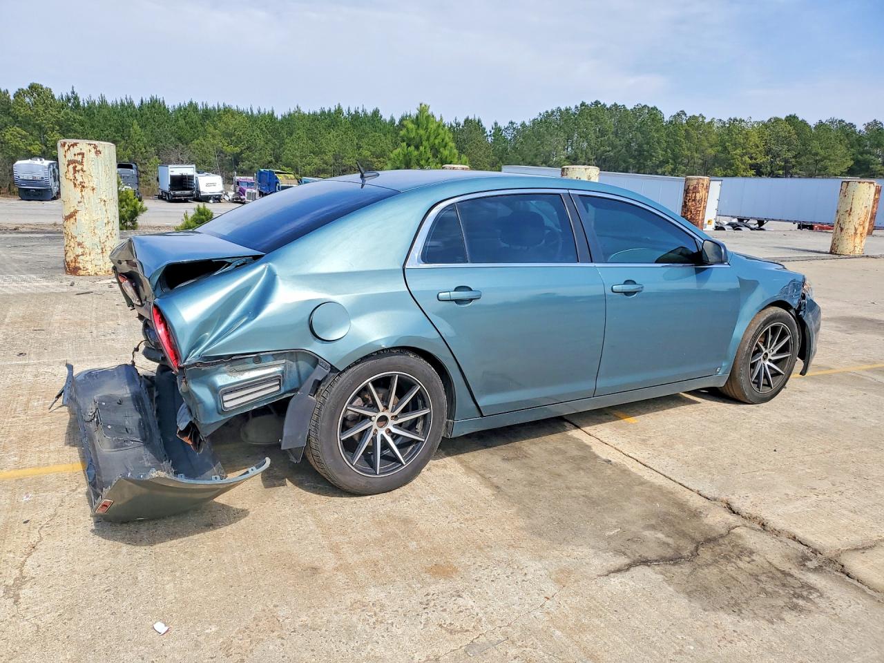 2009 CHEVROLET MALIBU photo 3