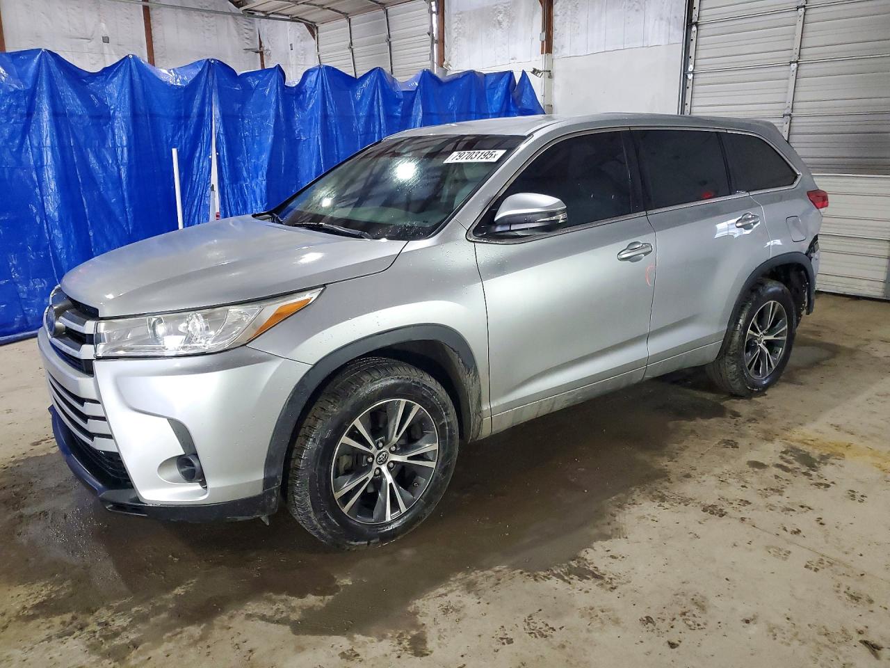 2017 TOYOTA HIGHLANDER