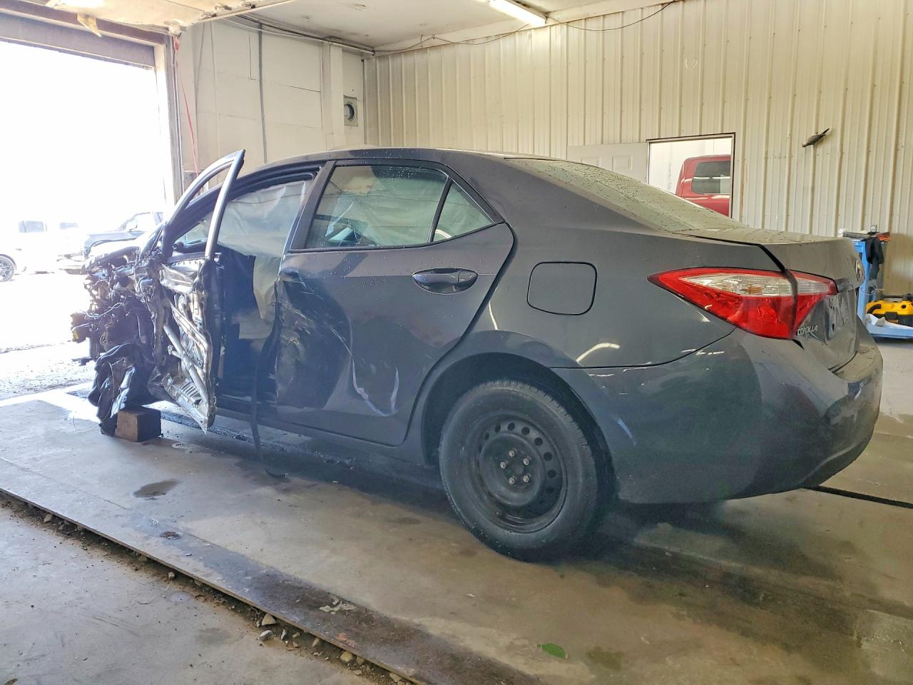2016 TOYOTA COROLLA L photo 2