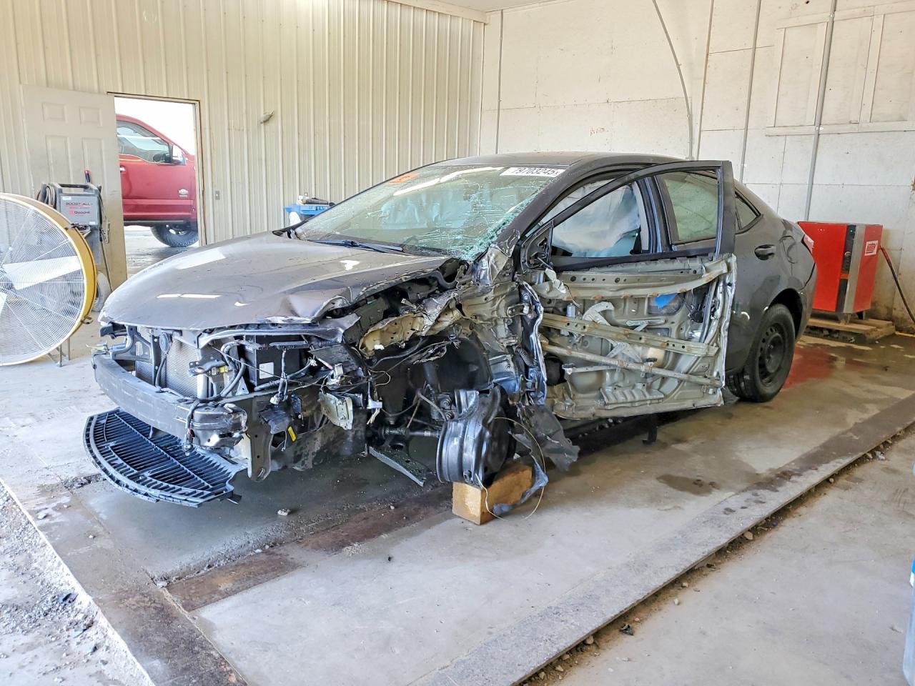 2016 TOYOTA COROLLA