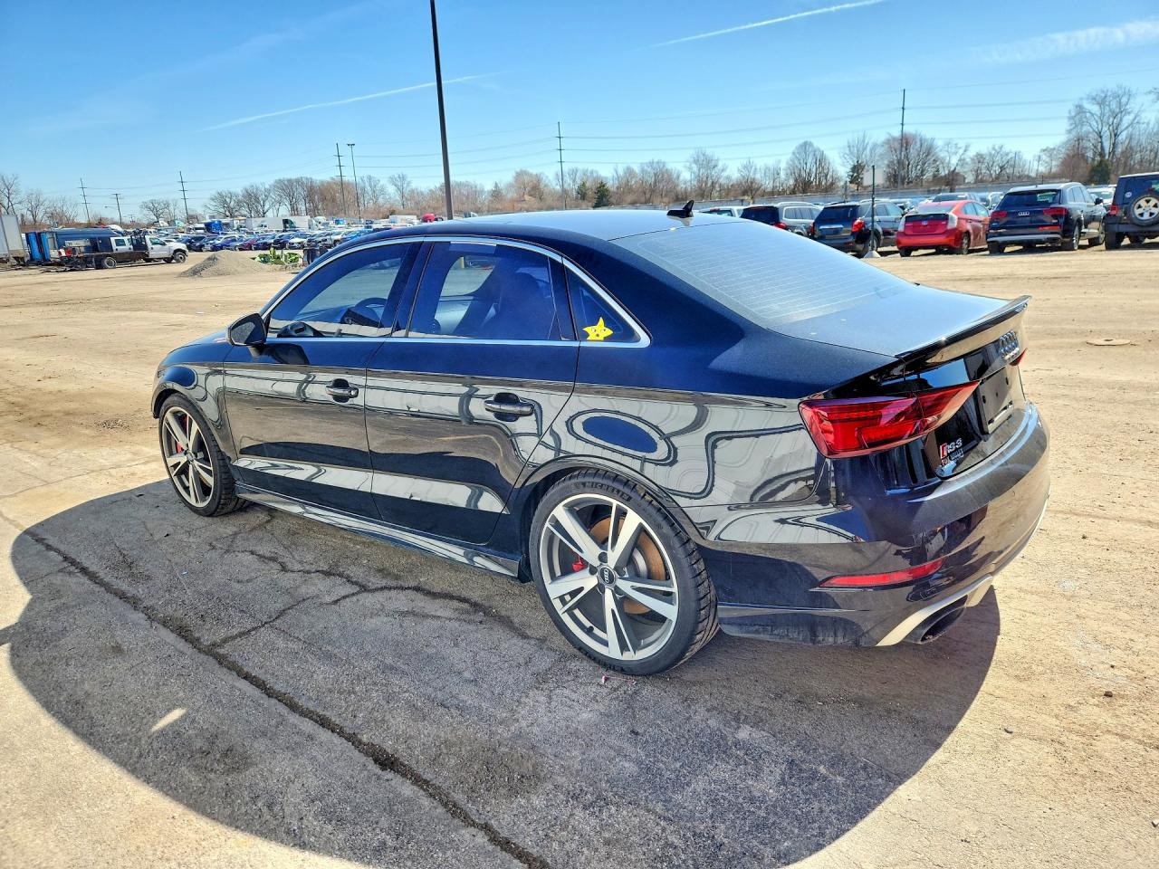 2018 AUDI RS3 photo 3
