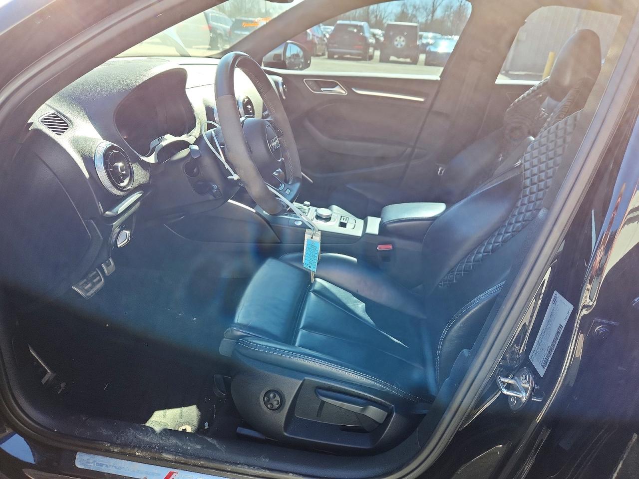 2018 AUDI RS3 photo 13