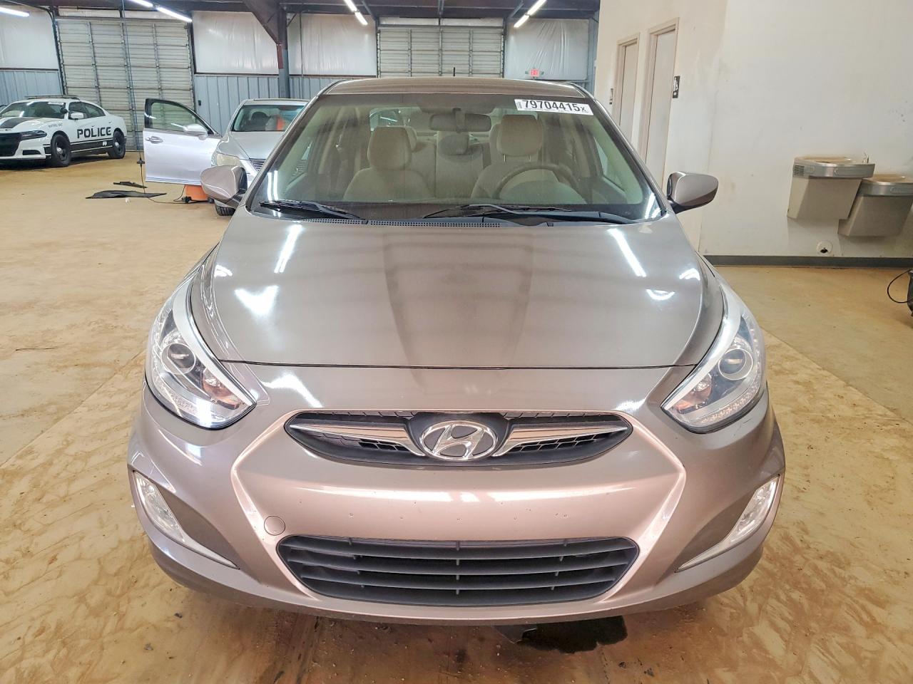 2014 HYUNDAI ACCENT GLS photo 5