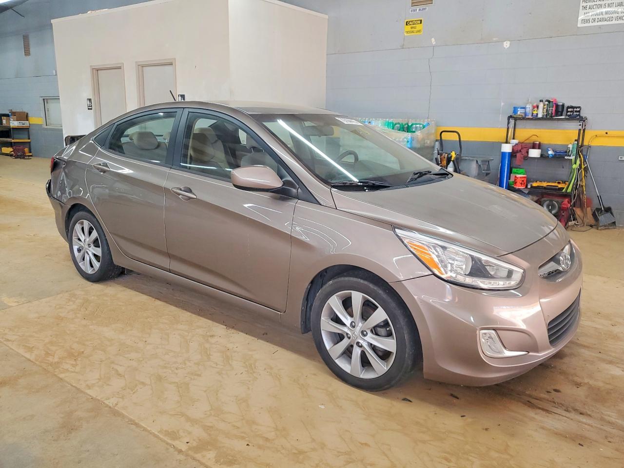 2014 HYUNDAI ACCENT GLS photo 4