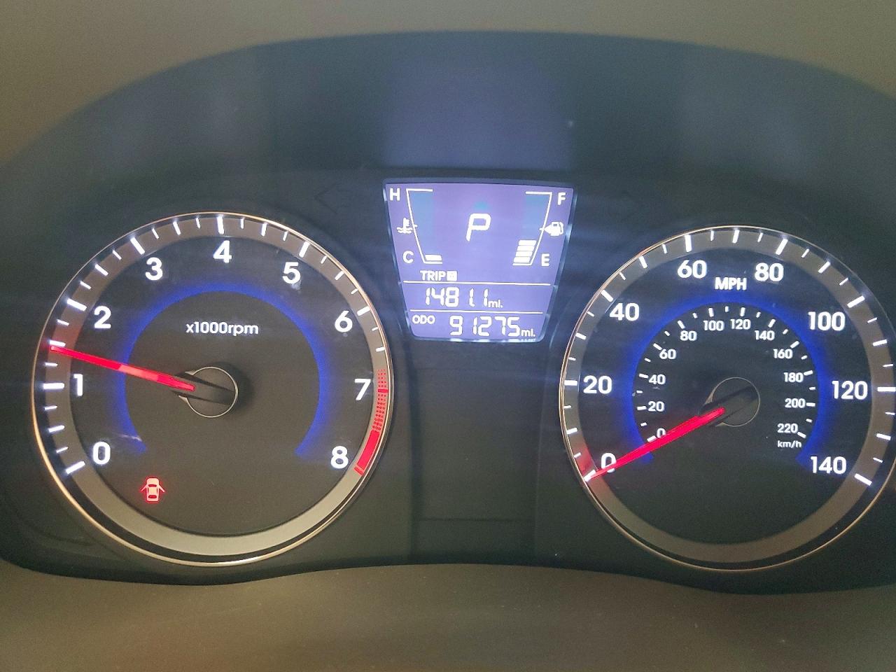 2014 HYUNDAI ACCENT GLS photo 9