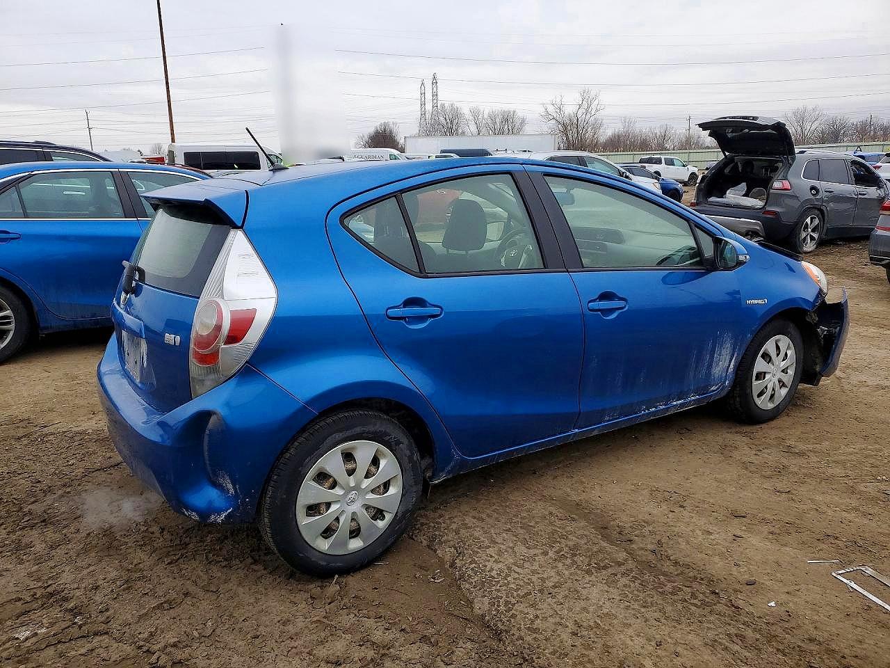 2014 TOYOTA PRIUS photo 5