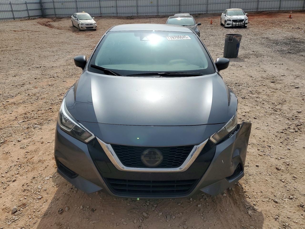 2021 NISSAN VERSA S photo 5
