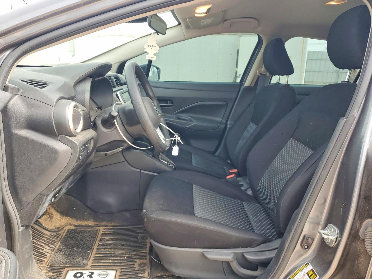 2021 NISSAN VERSA S photo 7