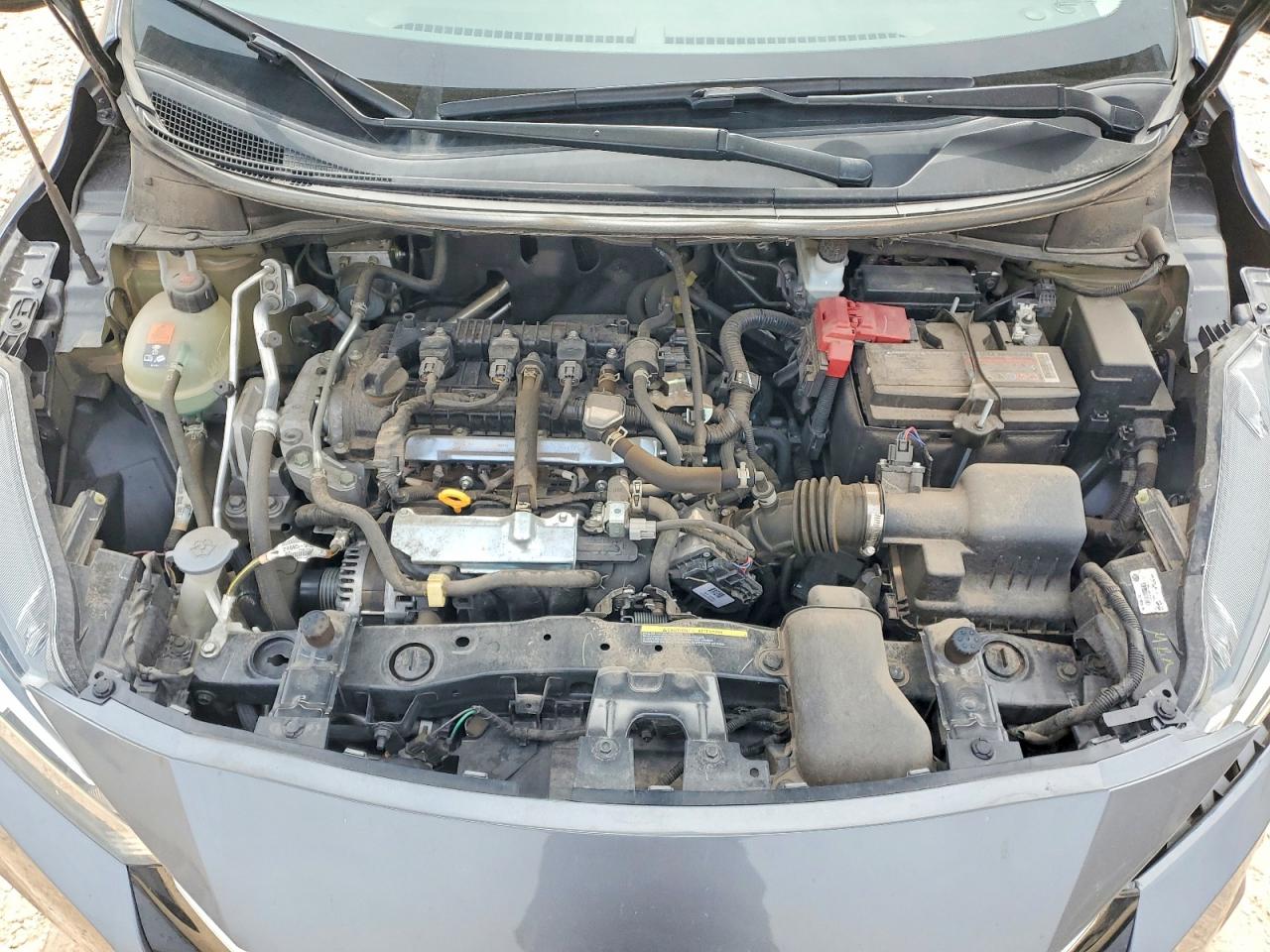 2021 NISSAN VERSA S photo 11