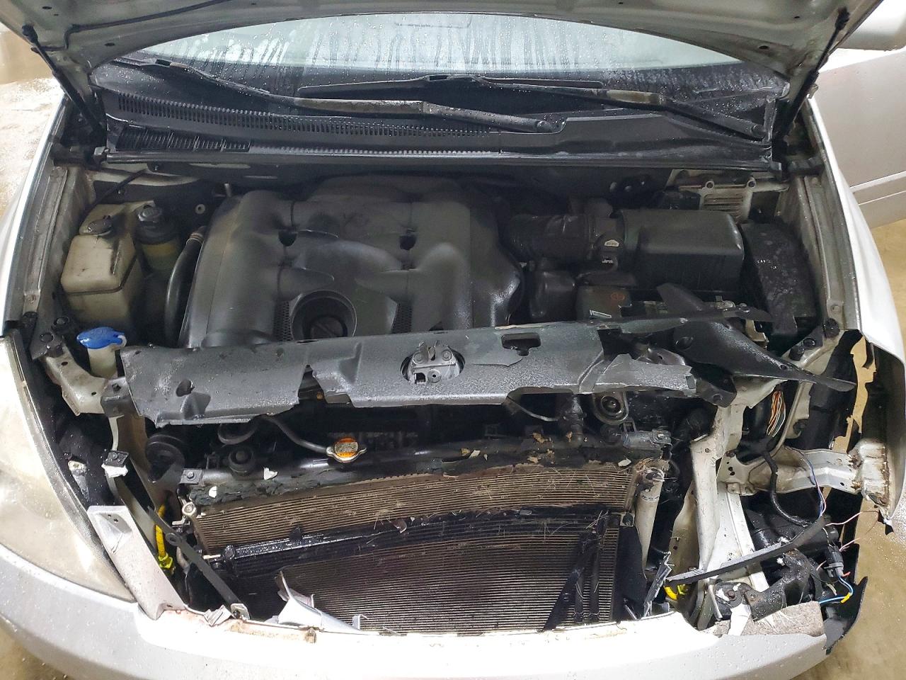 2010 KIA SEDONA BASE photo 12