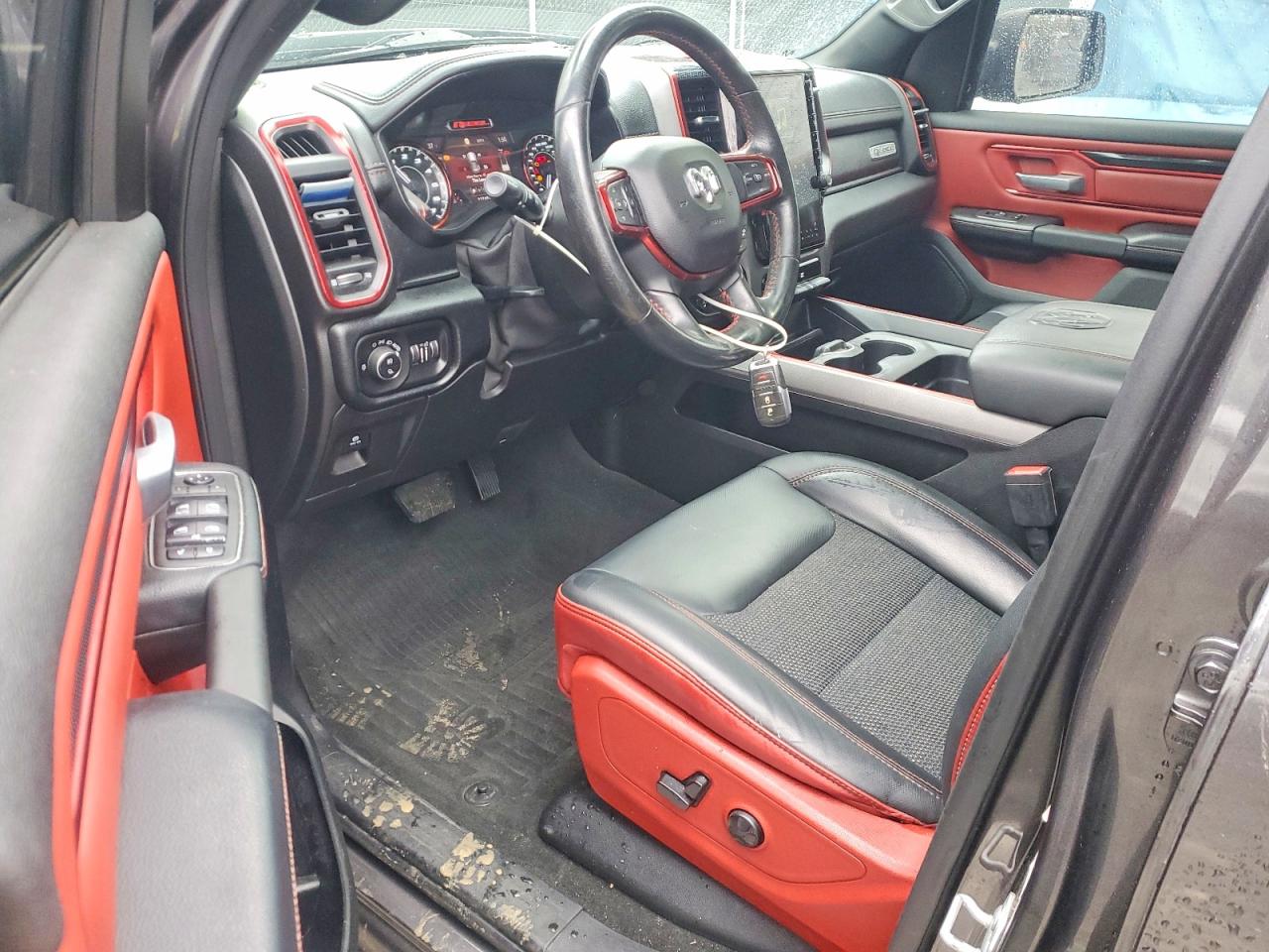 2019 RAM 1500 REBEL photo 15