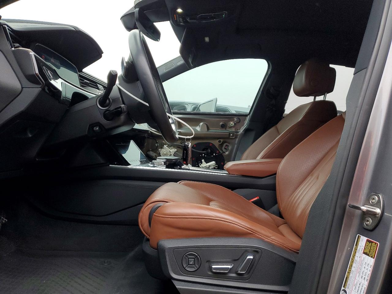 2019 AUDI E-TRON PRESTIGE photo 13