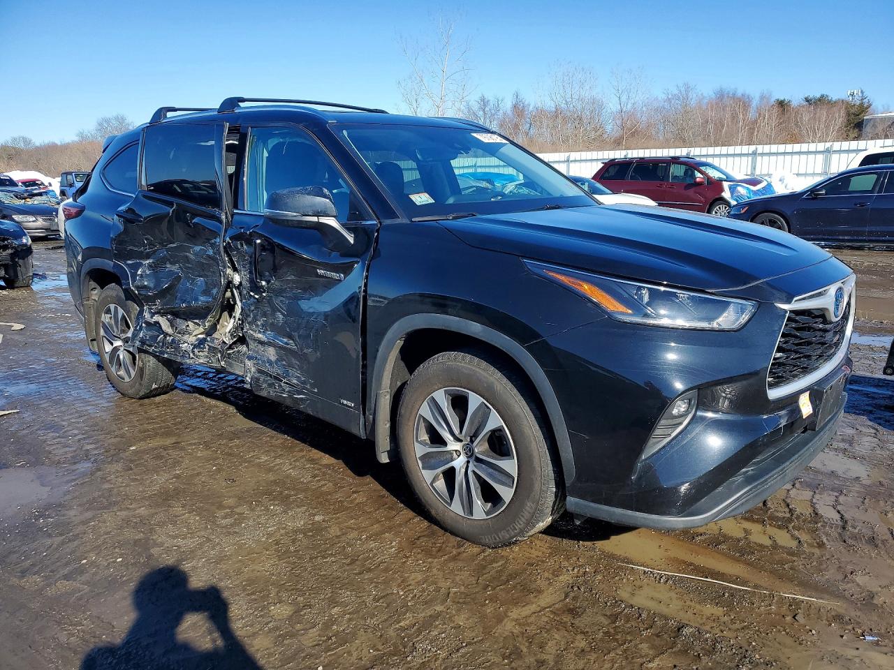 2021 TOYOTA HIGHLANDER HYBRID XLE photo 9