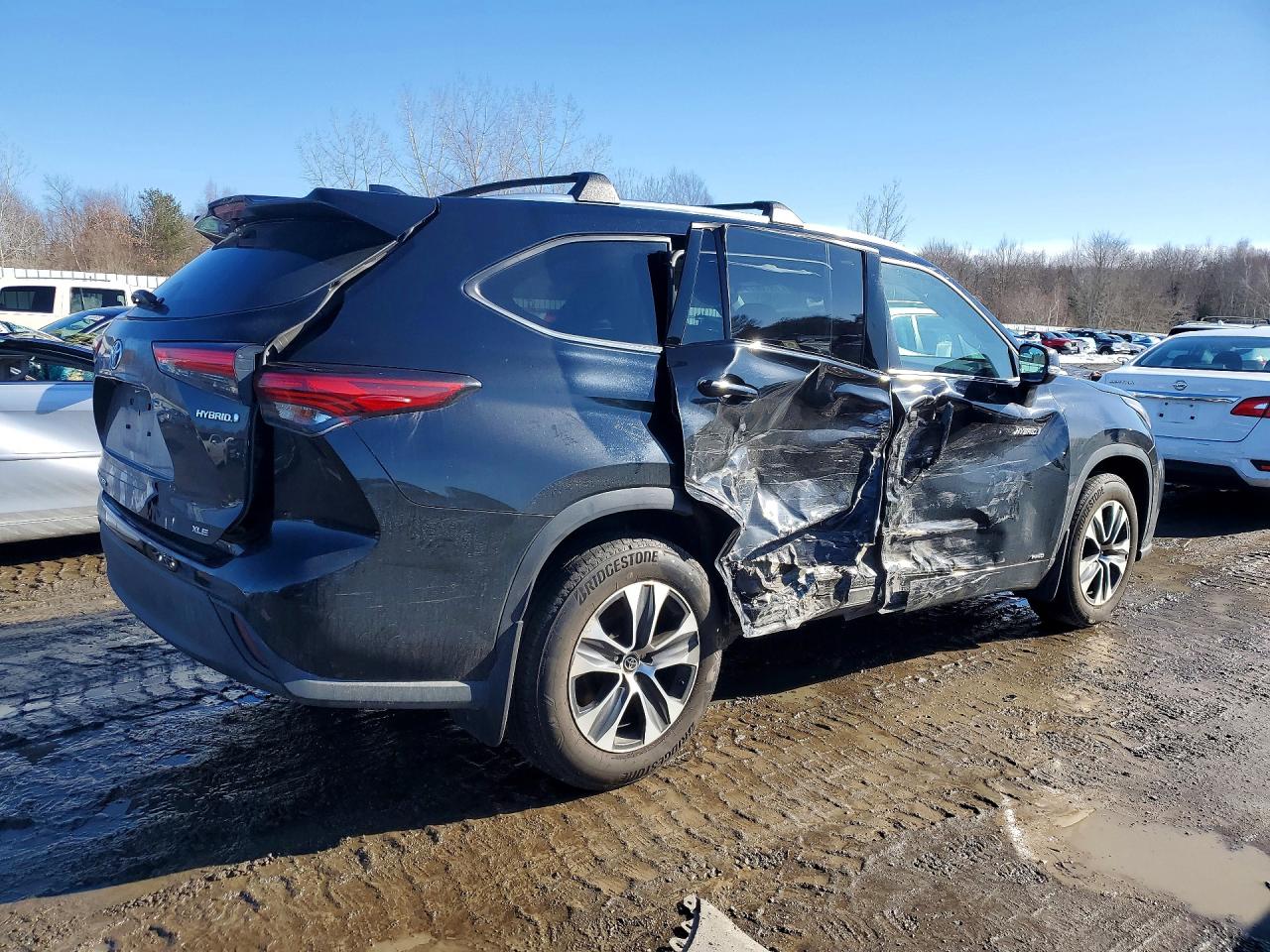 2021 TOYOTA HIGHLANDER HYBRID XLE photo 6