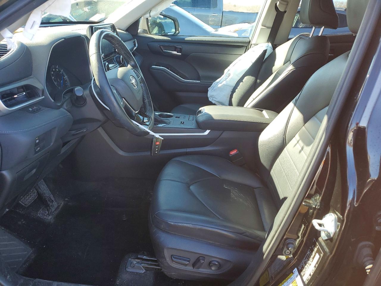 2021 TOYOTA HIGHLANDER HYBRID XLE photo 18