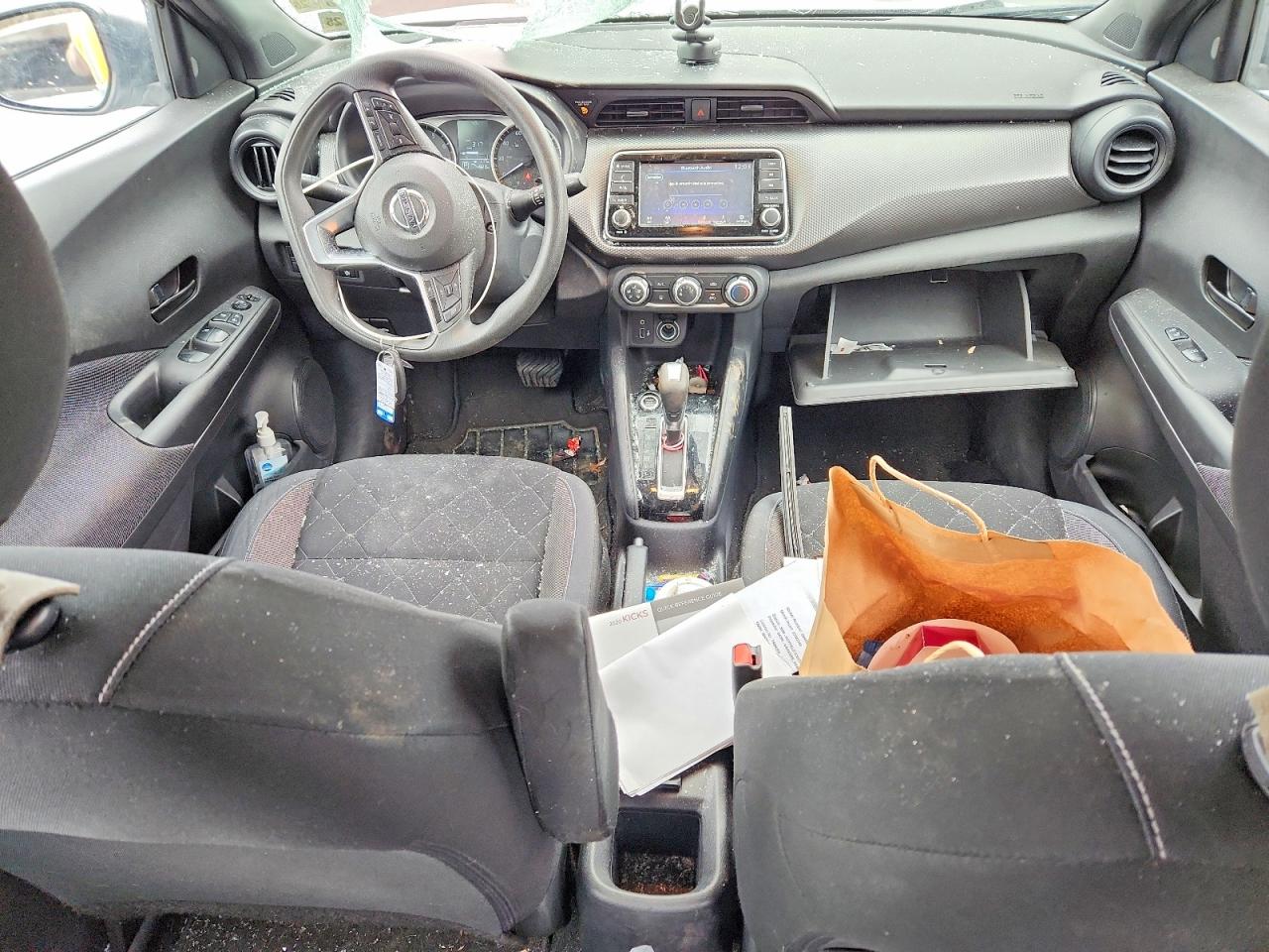 2020 NISSAN KICKS S photo 8
