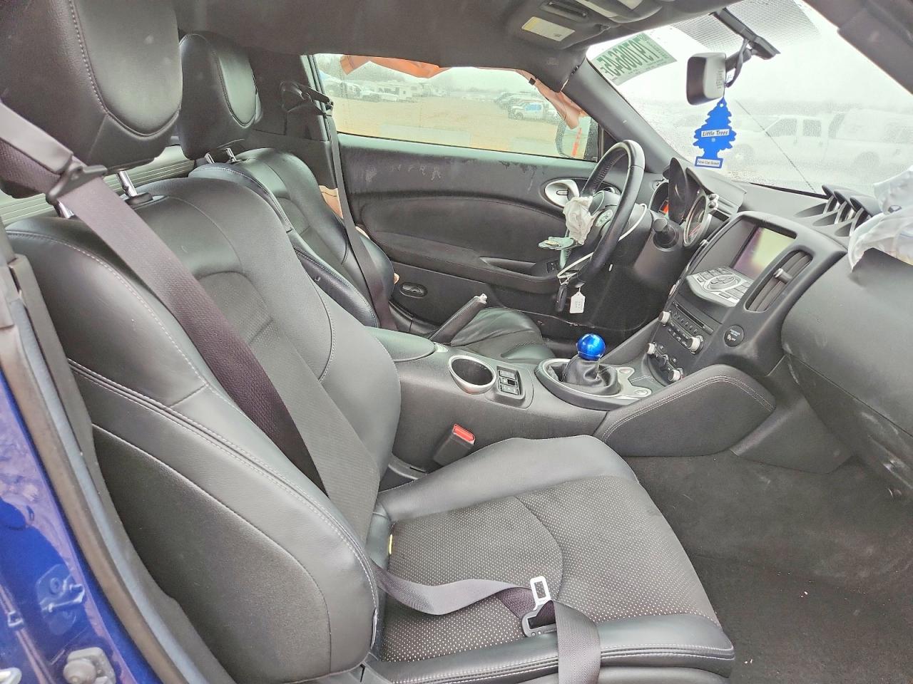 2019 NISSAN 370Z SPORT TOURING photo 19