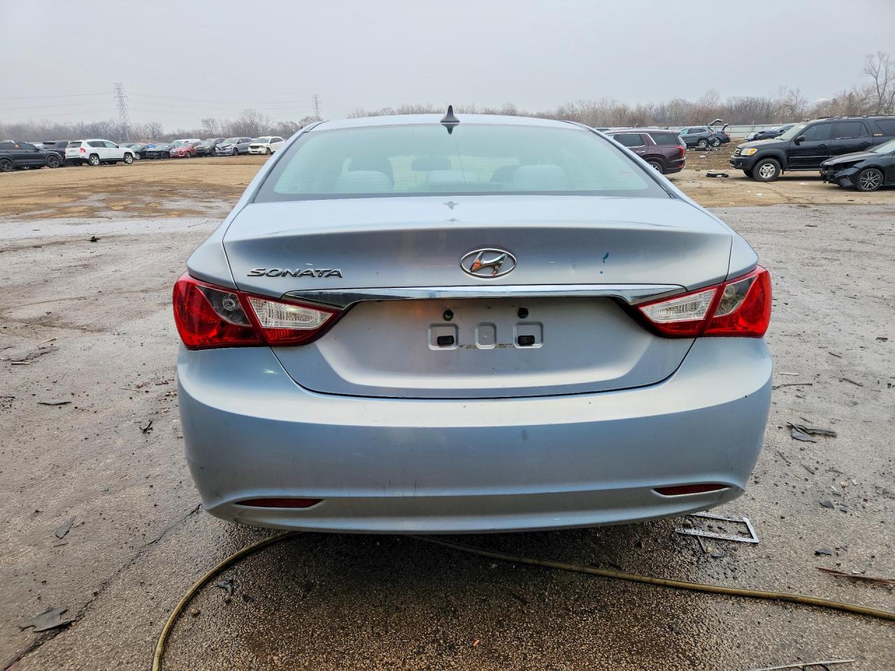 2013 HYUNDAI SONATA GLS photo 11