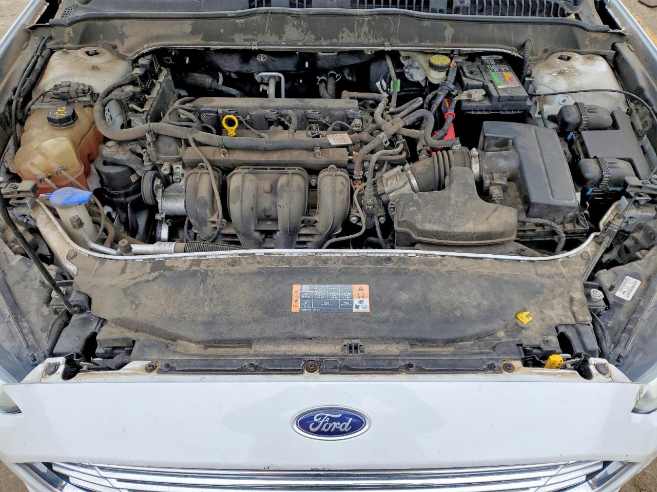 2016 FORD FUSION S photo 21