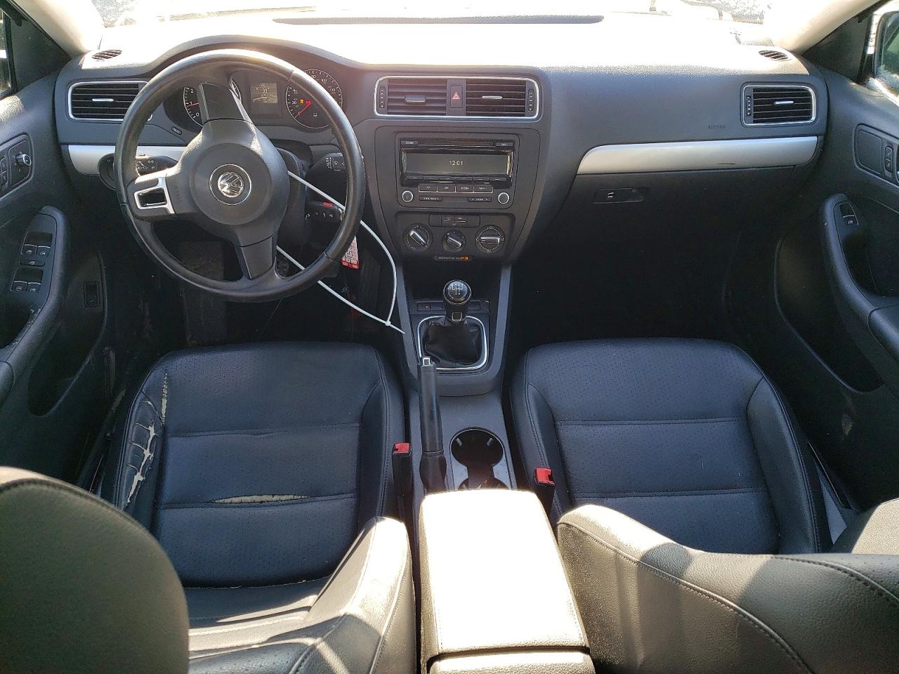 2013 VOLKSWAGEN JETTA SE photo 8