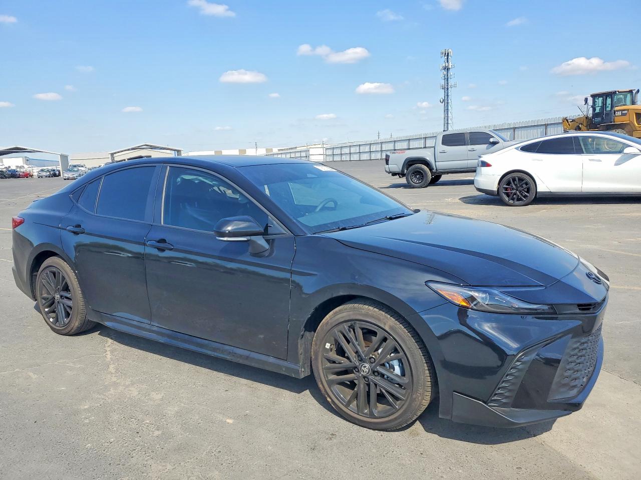 2026 TOYOTA CAMRY SE photo 10