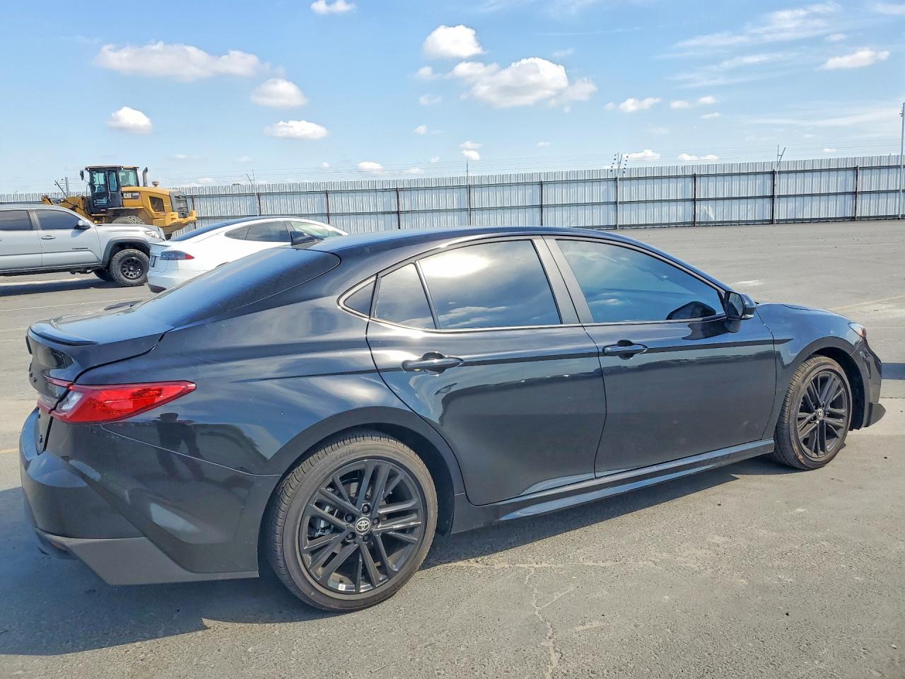 2026 TOYOTA CAMRY SE photo 7