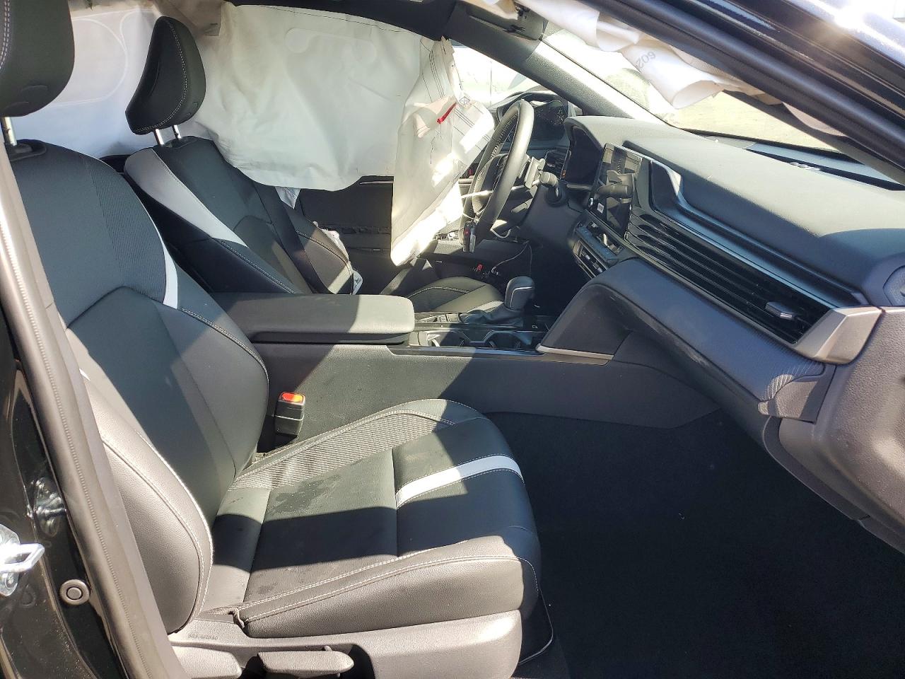 2026 TOYOTA CAMRY SE photo 19