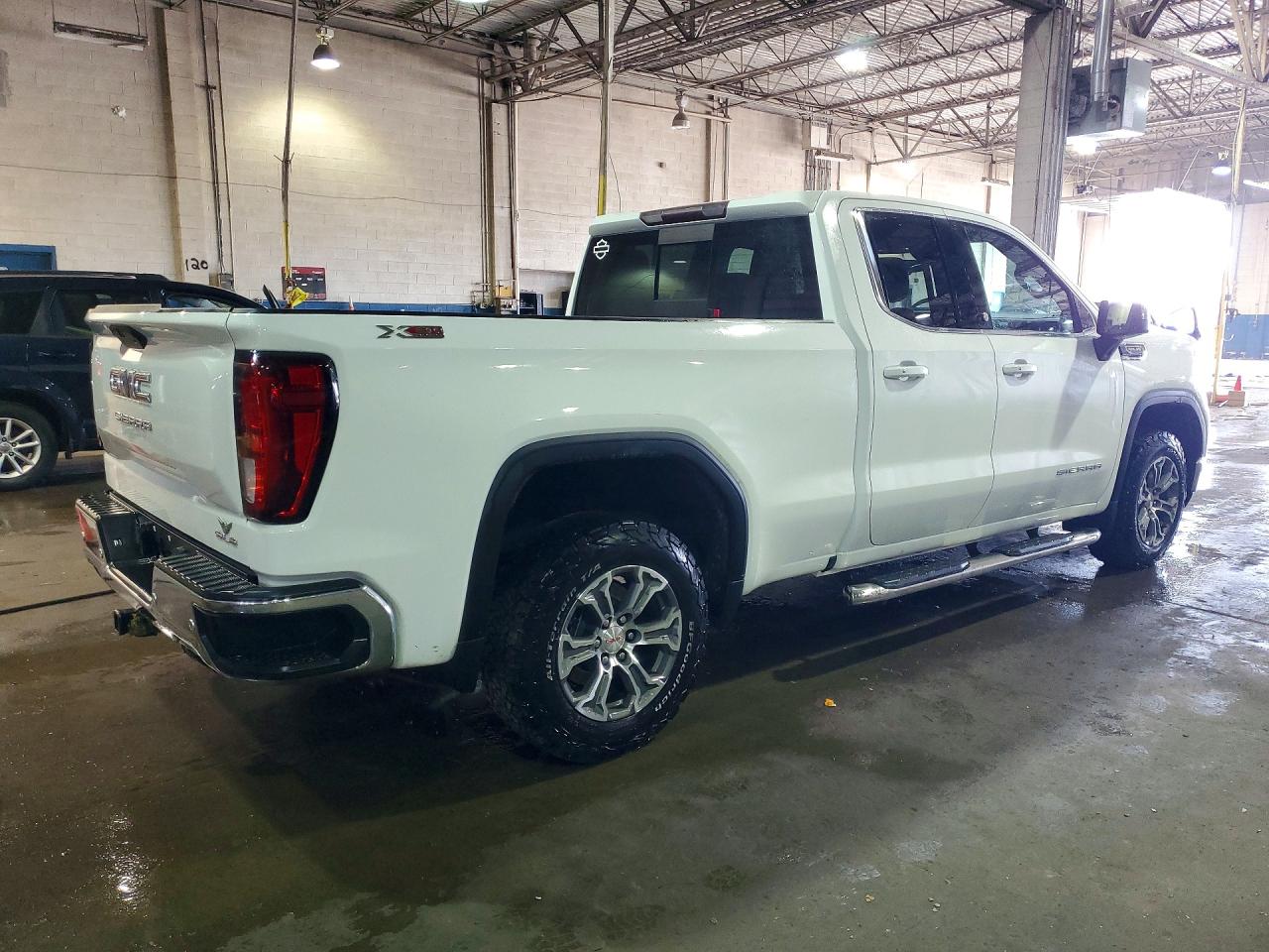 2019 GMC SIERRA K1500 SLE photo 7
