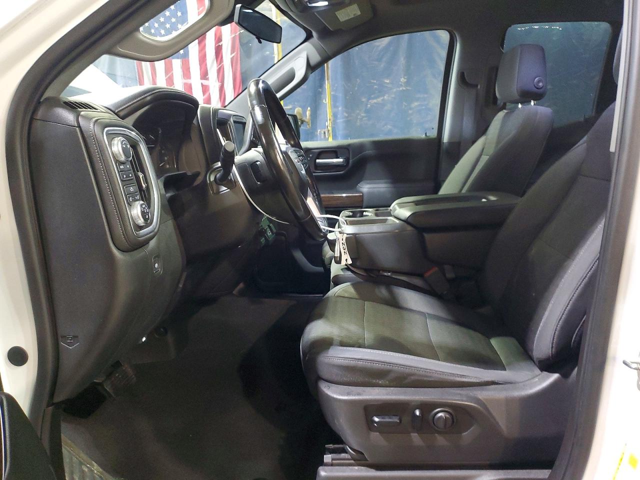 2019 GMC SIERRA K1500 SLE photo 19
