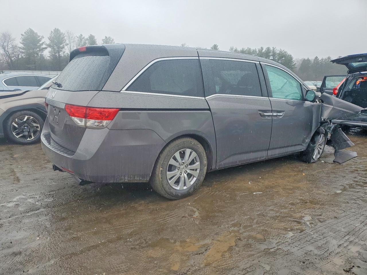 2016 HONDA ODYSSEY EXL photo 3