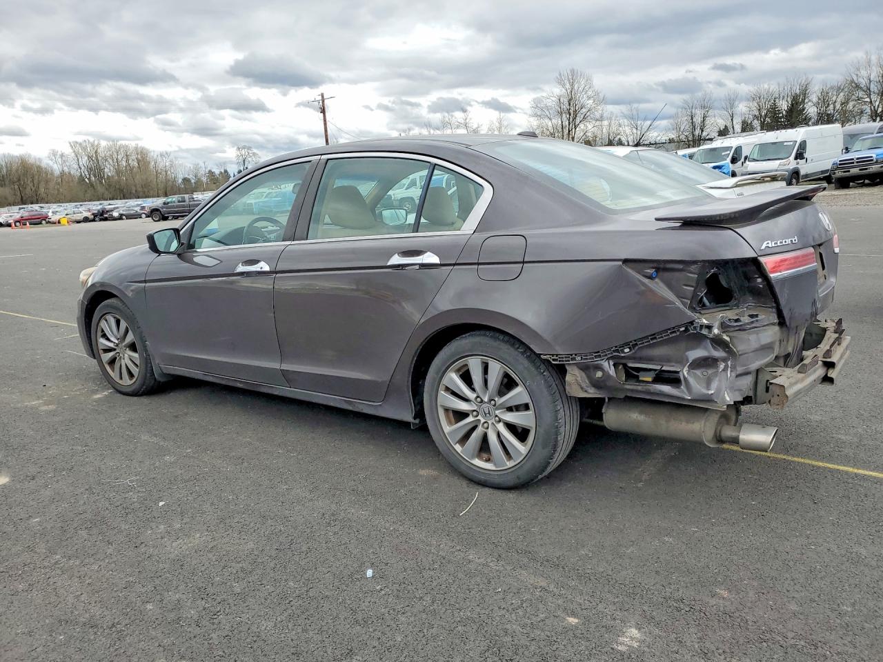 2011 HONDA ACCORD EXL photo 2