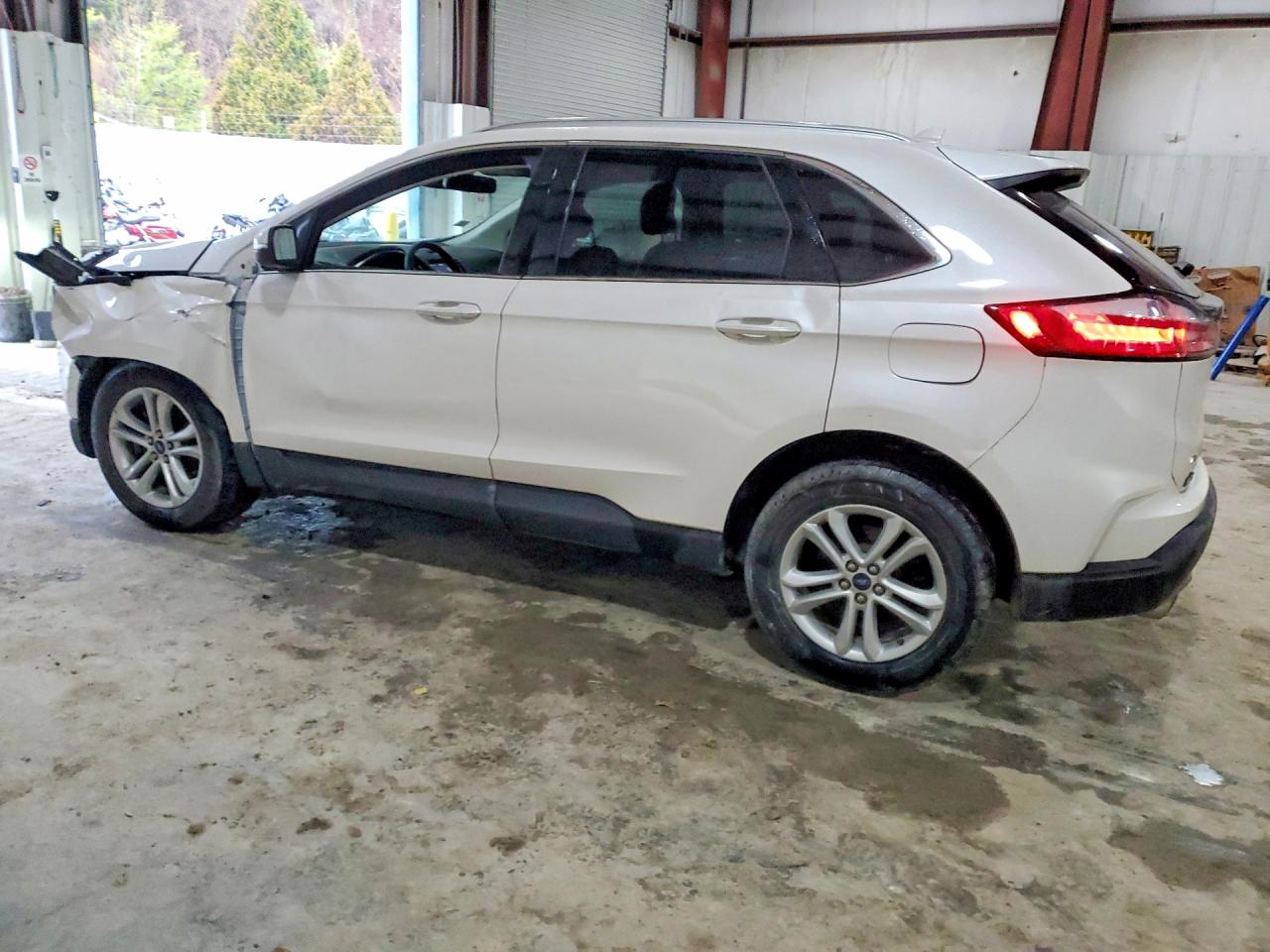 2019 FORD EDGE SEL photo 3