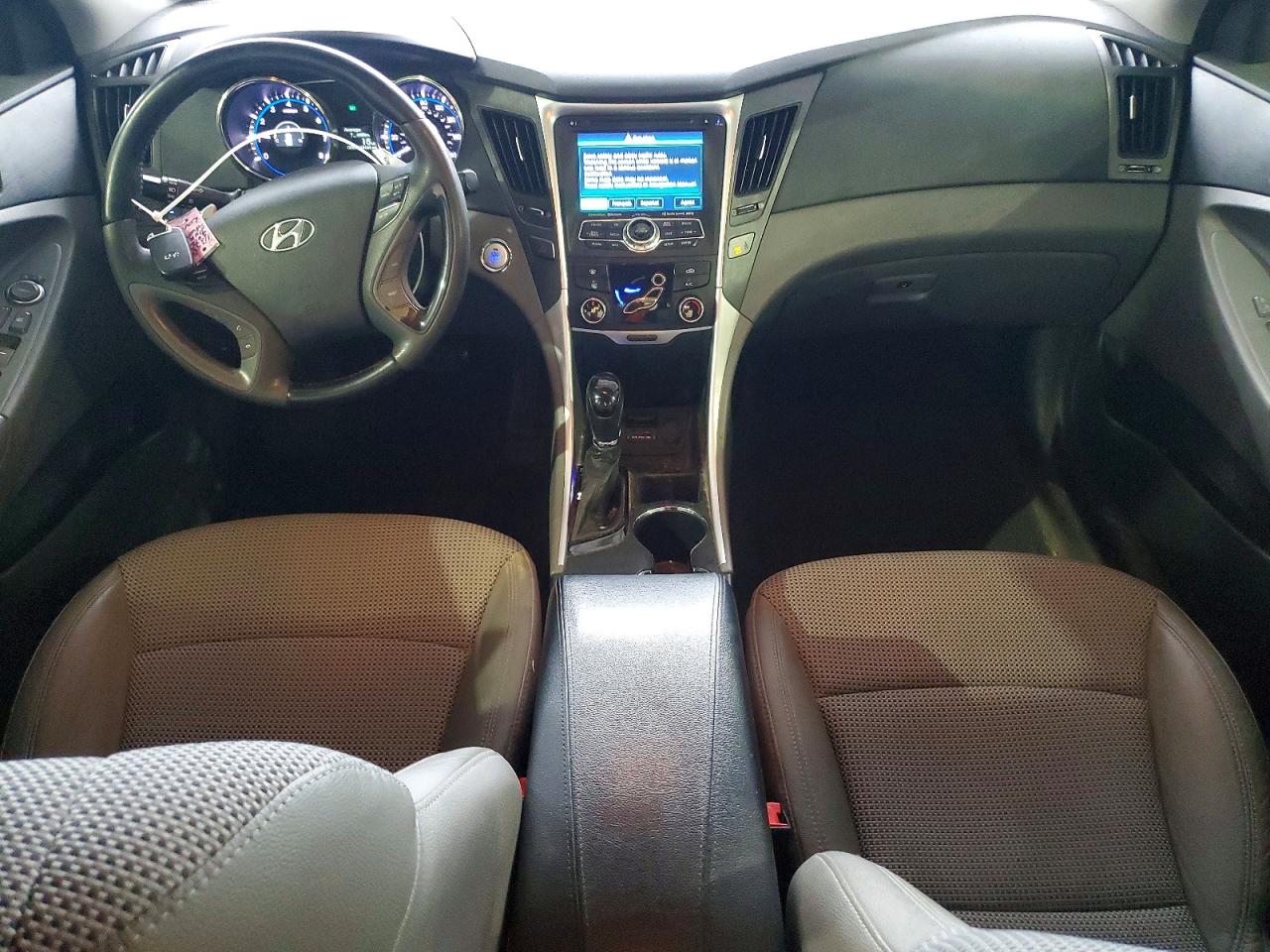 2012 HYUNDAI SONATA SE photo 8